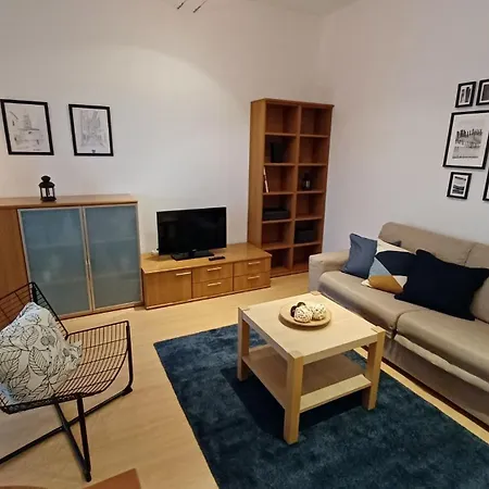 Daria Apartment *