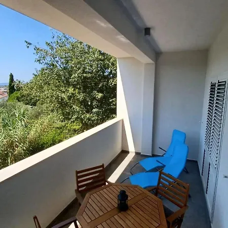 Apartment Daria Krk Town